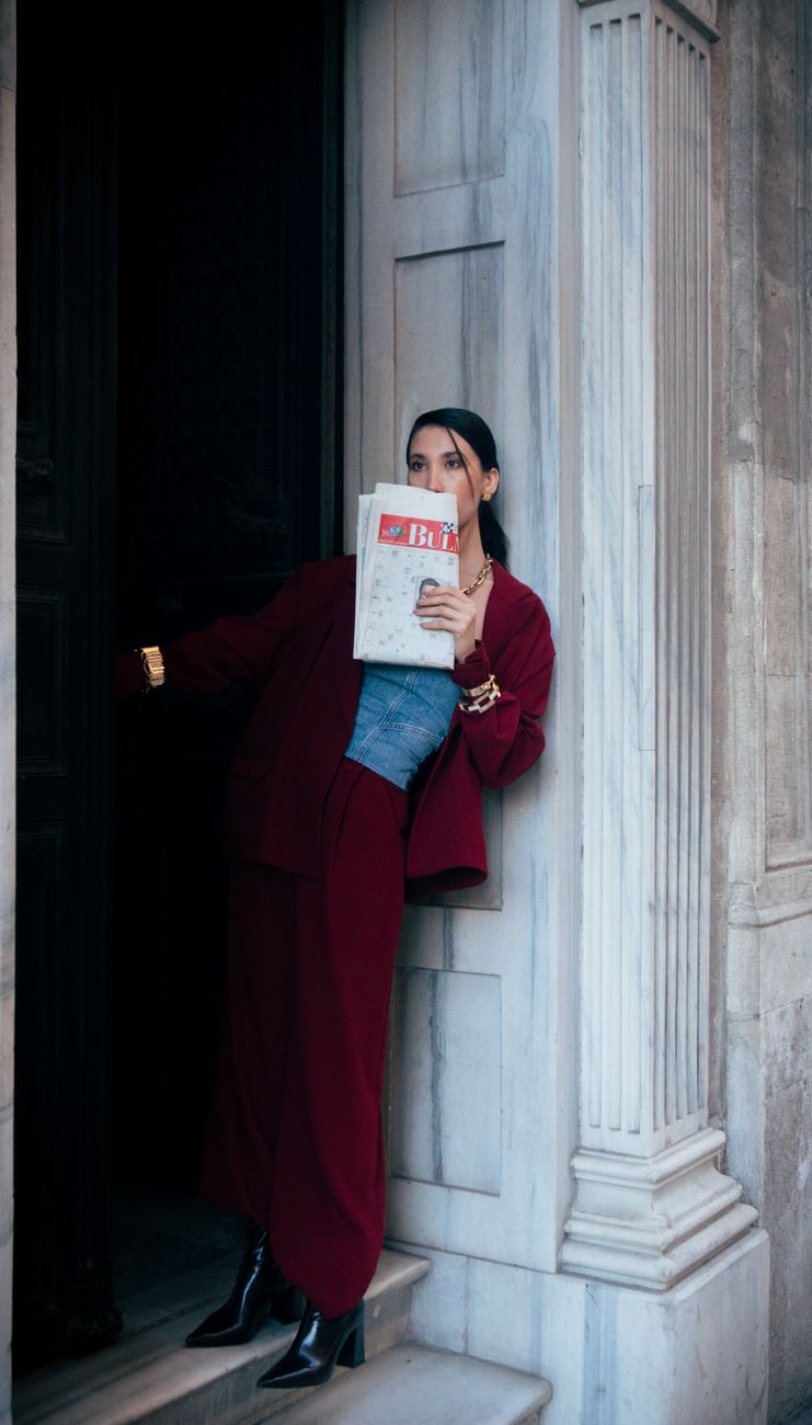 An elegant, beautifully styled everyday outfit