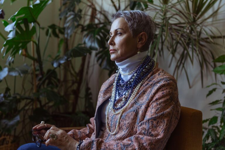 Effortless Style Over 50 (Chic, Never Frumpy)