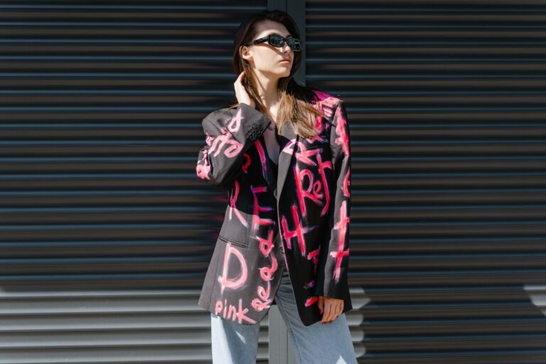 How to Style a Blazer (5 Outfit Ideas)
