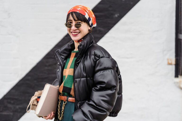 How to Style a Puffer Jacket (5 Outfits That Actually Work)