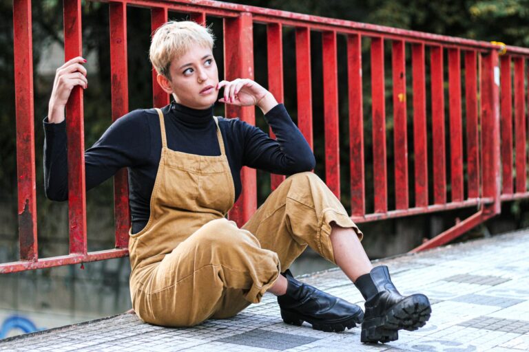 How to Style Overalls (5 Outfits That Actually Work)